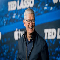  Apple CEO Tim Cook Donates $1 Million to Support Trump’s Inauguration