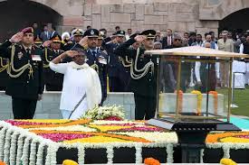  President Murmu Attends Sarva Dharma Prarthana Sabha on Martyrs’ Day